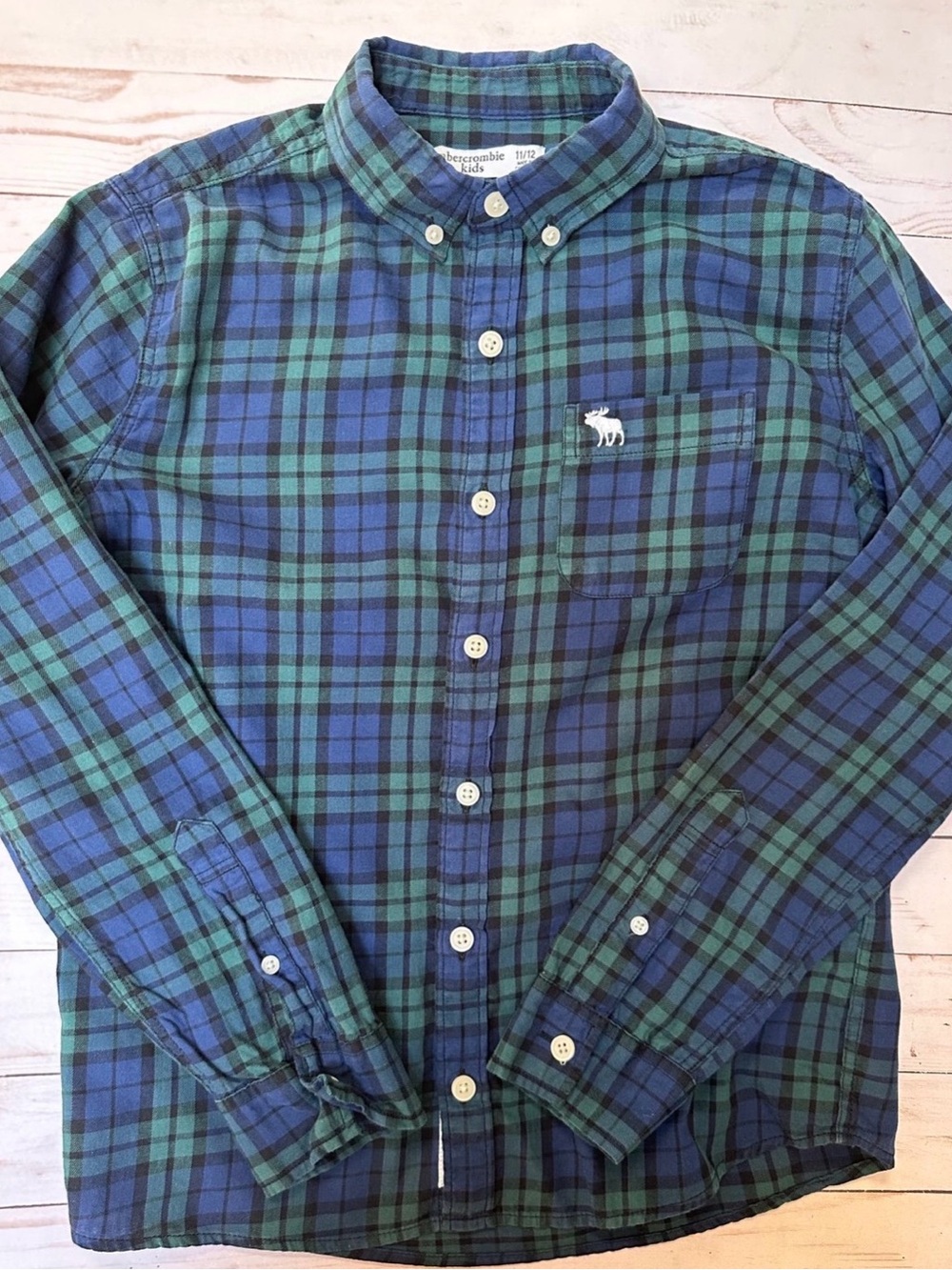 Boys Abercrombie Plaid Shirt (size 11/12)